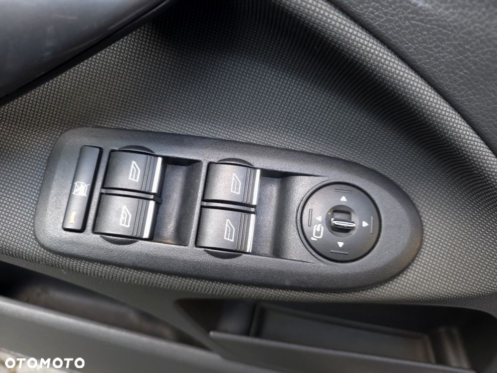 Ford Kuga 2.0 TDCi Titanium - 18
