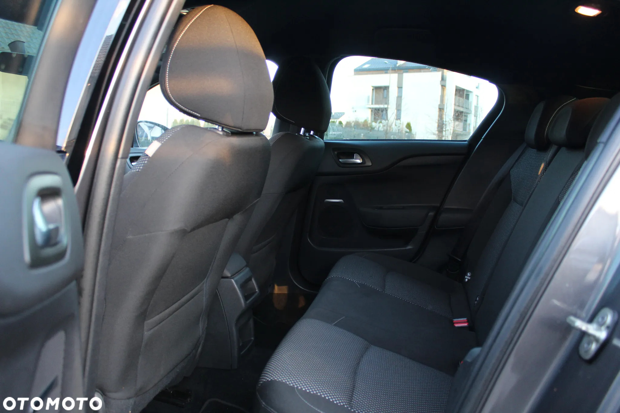 Citroën DS4 PureTech 130 Stop&Start Chic - 16