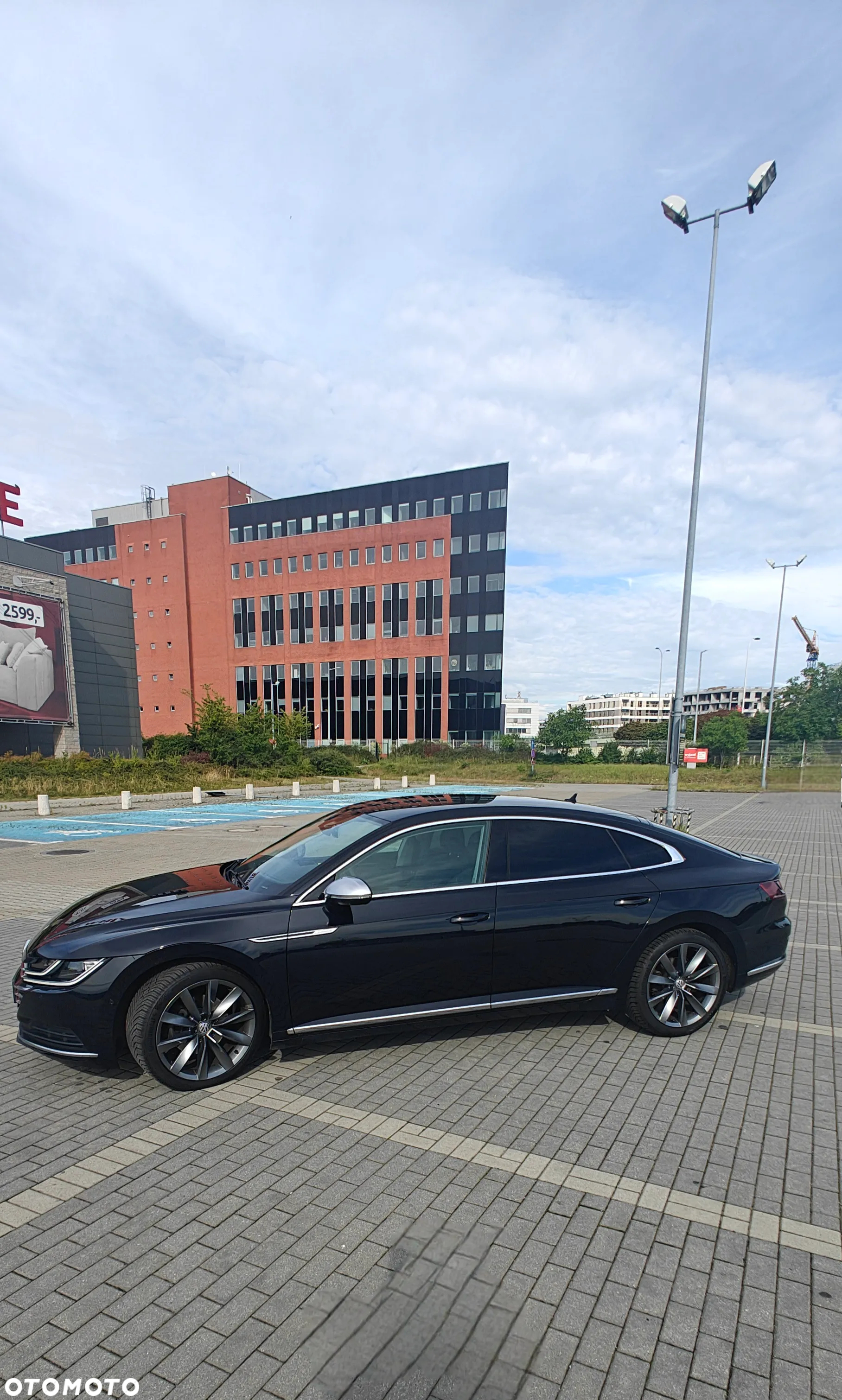 Volkswagen Arteon 2.0 TSI Elegance DSG - 4