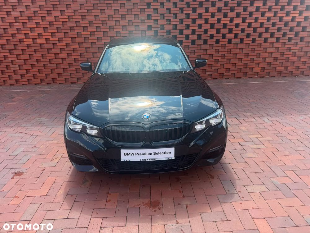 BMW Seria 3 320d xDrive M Sport sport - 3