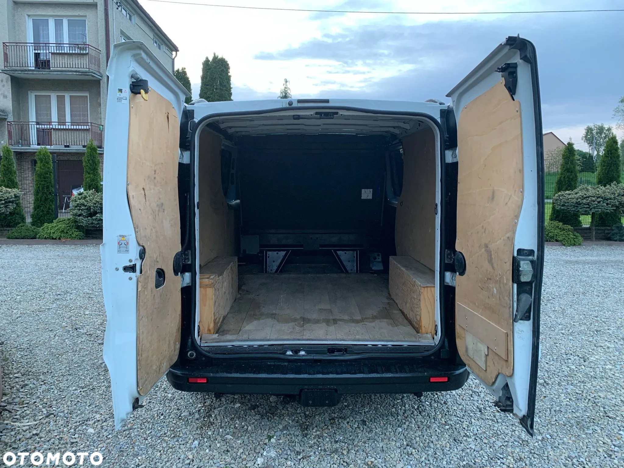 Renault Trafic Bluetooth Relingi Bardzo Zadbany Long - 11