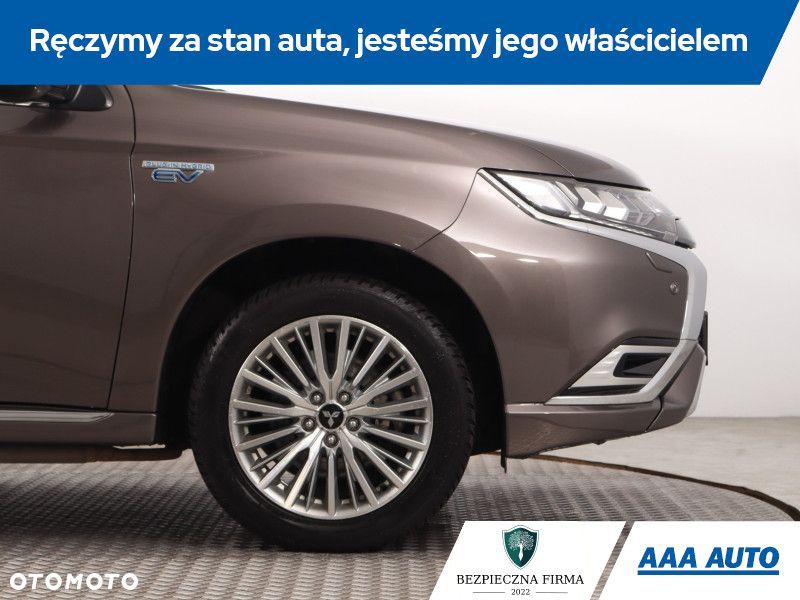 Mitsubishi Outlander - 17