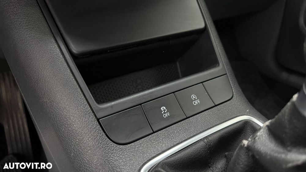 Volkswagen Golf Plus - 16