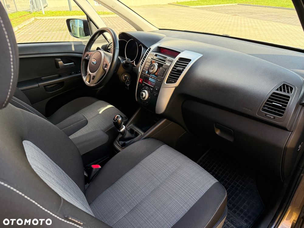 Kia Venga 1.4 L - 13