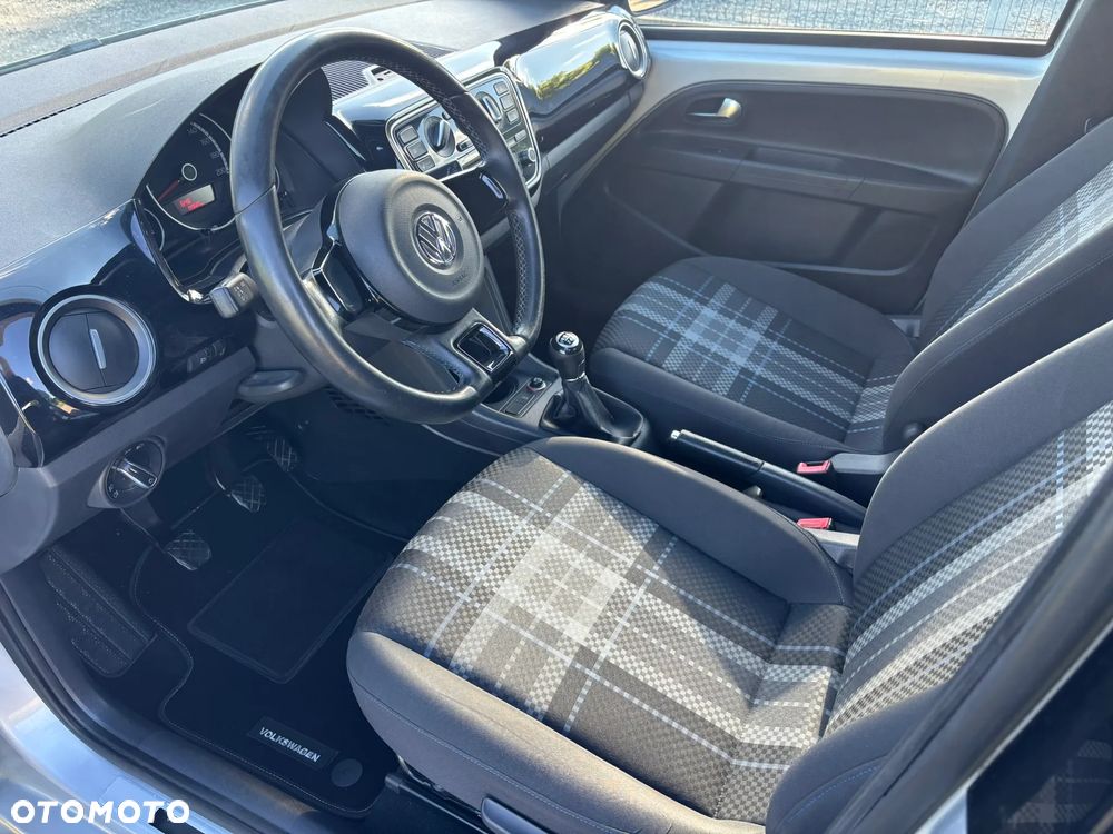 Volkswagen up! club - 2