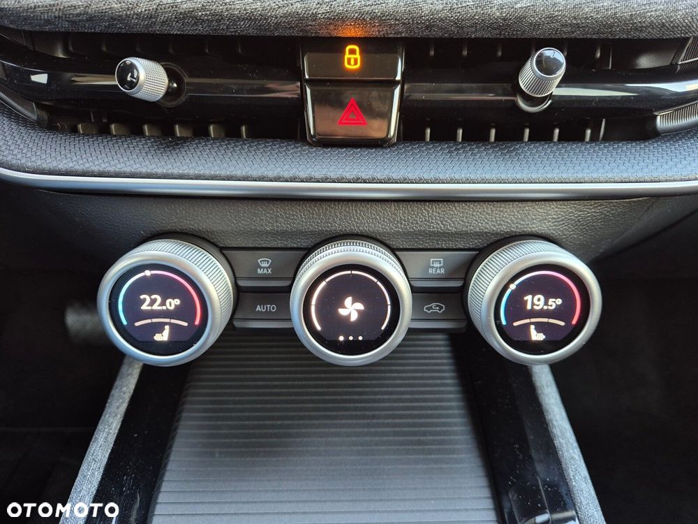 Skoda Superb 1.5 TSI Style DSG - 32