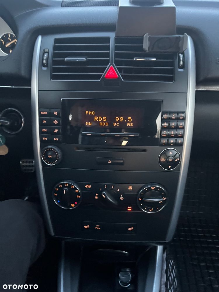 Mercedes-Benz Klasa B 180 CDI DPF SPORT EDITION - 17