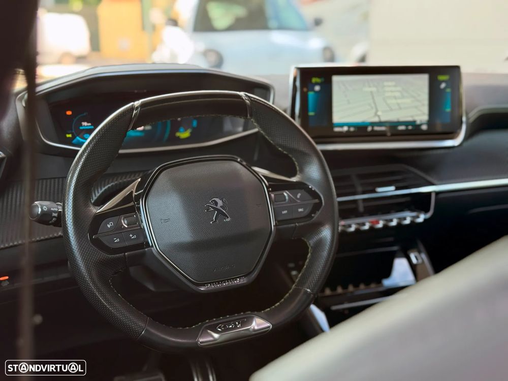 Peugeot e-208 50 kWh GT Line - 15