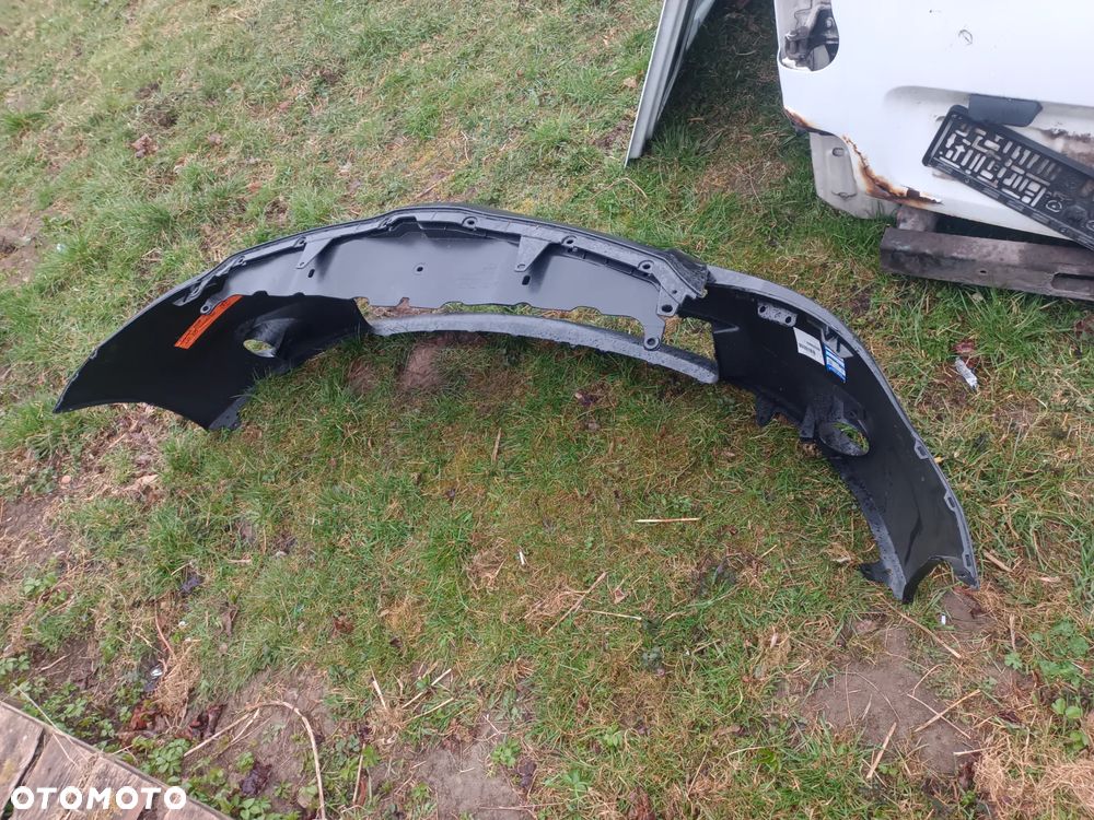 Toyota Auris I lift 08-12r zderzak przod przedni grill - 3