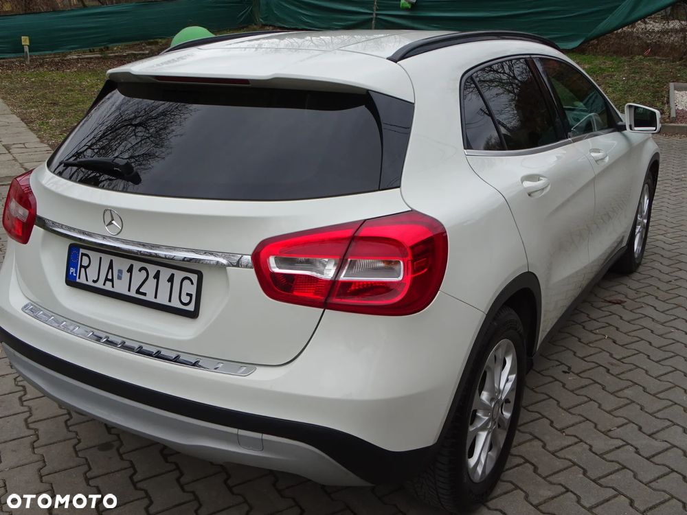 Mercedes-Benz GLA 180 (CDI) d - 33