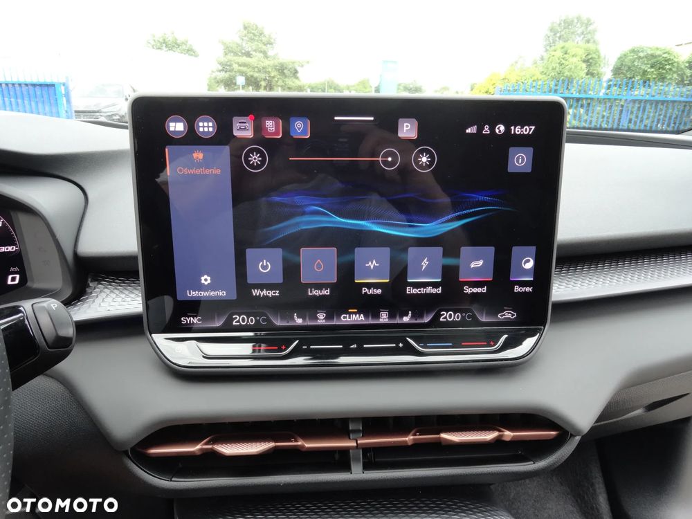 Cupra Terramar 2.0 TSI 4Drive DSG VZ - 17