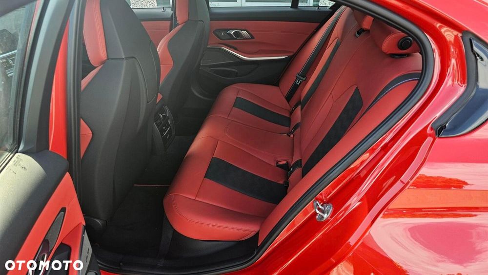 BMW M3 M Competition xDrive sport - 25