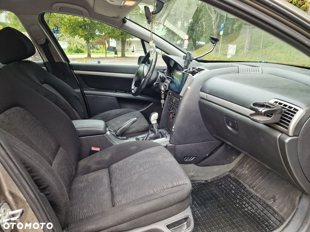 Peugeot 407 - 16