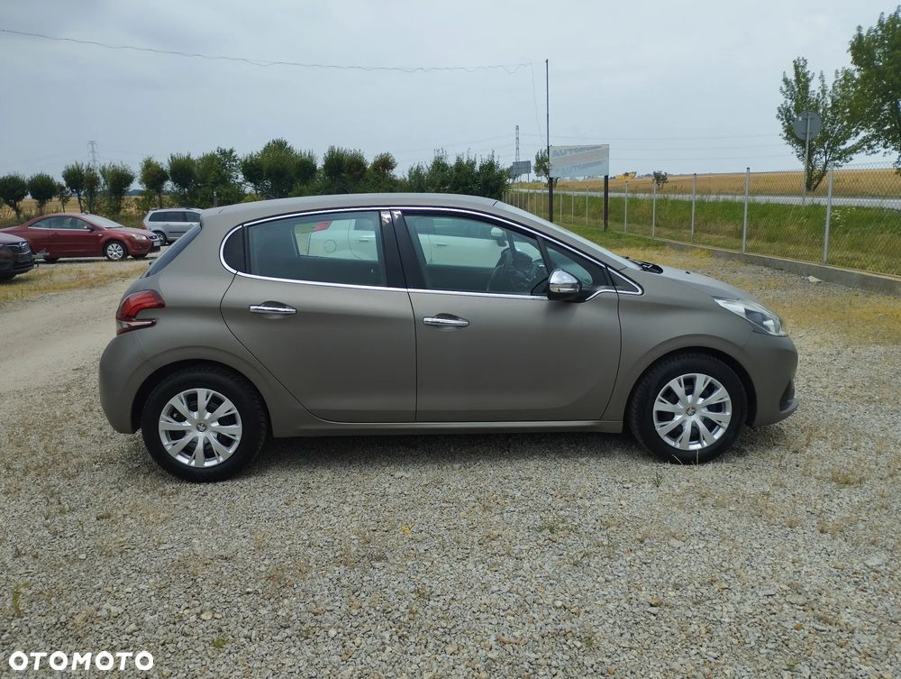 Peugeot 208 PureTech 82 Active - 9
