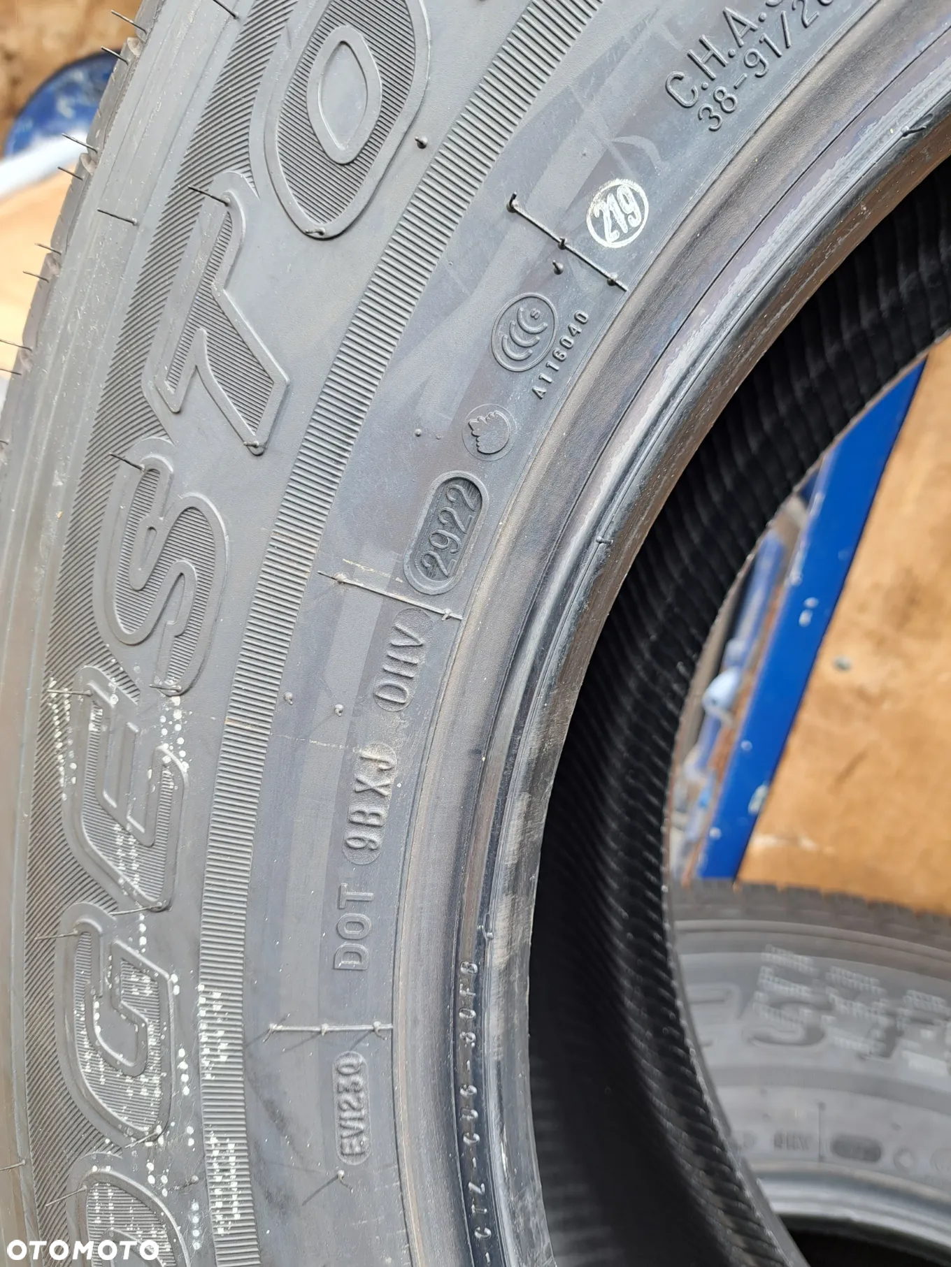 Opony letnie BRIDGESTONE Dueler H/T 685 255/70R18 113T  DOT 2922 2022 Rok 5 Sztuk - 9