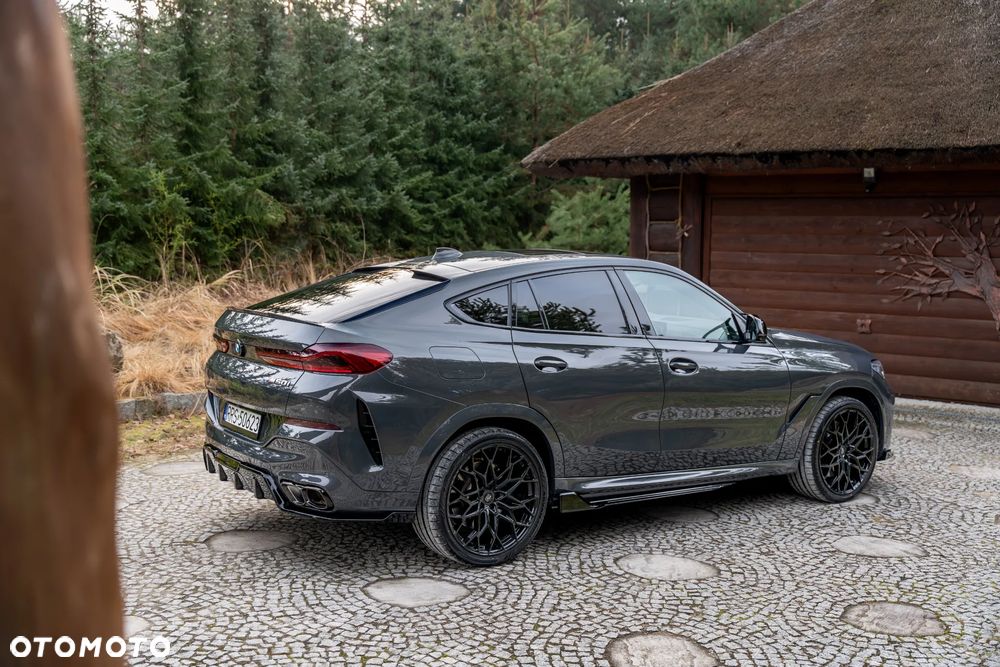 BMW X6 M50i - 17