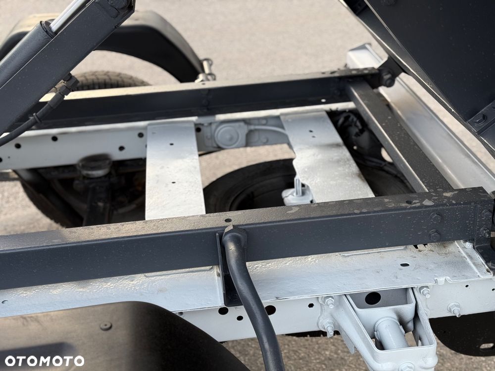 Ford Transit - 16
