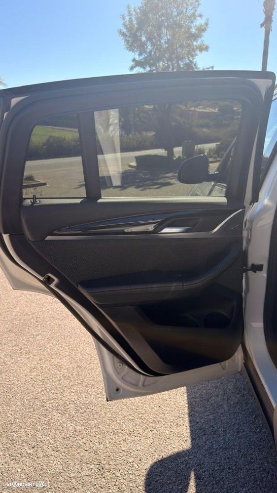 BMW X4 20 d xDrive XLine Auto - 11