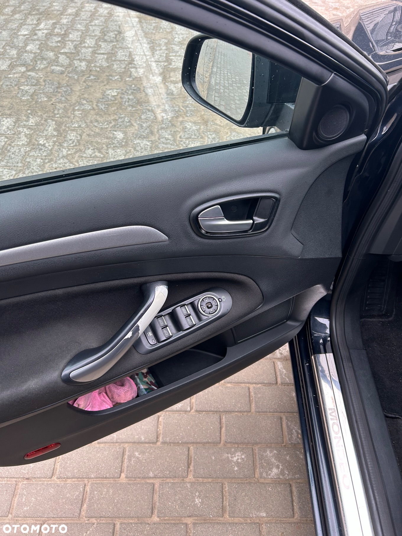Ford Mondeo 2.0 TDCi Ambiente - 9