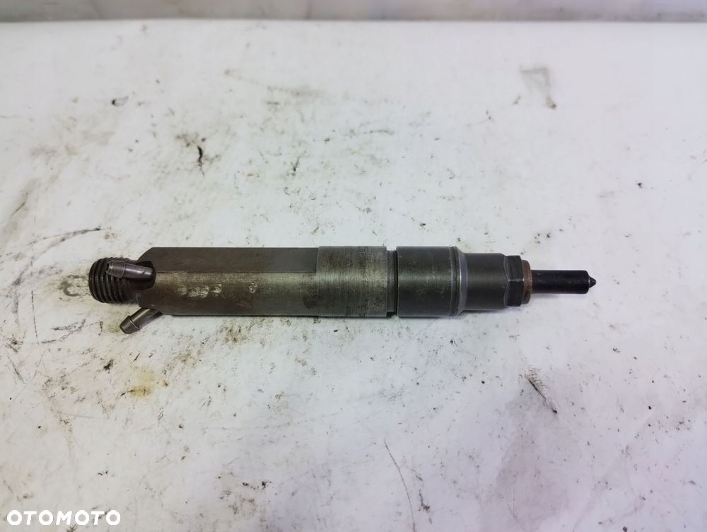 Skoda Fabia 1.9 Sdi Wtryskiwacz Wtrysk 028130203F - 4