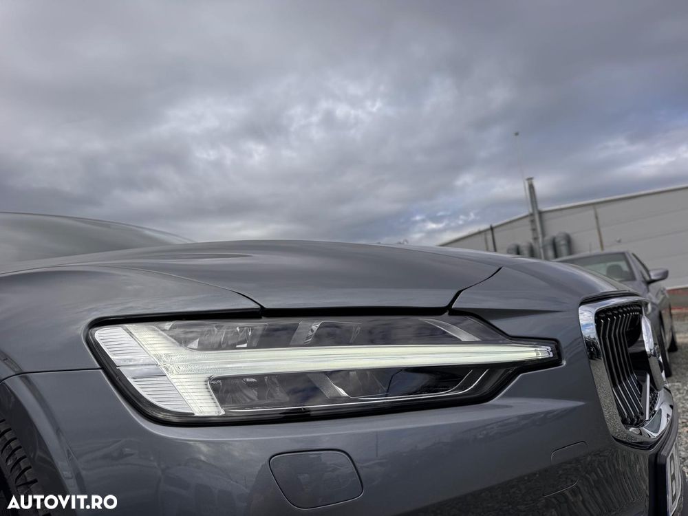 Volvo S60 T8 Recharge AWD Geartronic Inscription - 9