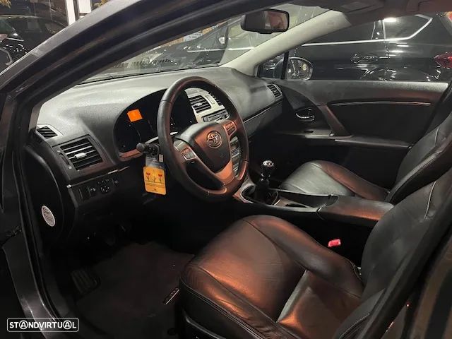 Toyota Avensis SW 2.0 D-4D Exclusive +Pele+GPS - 9