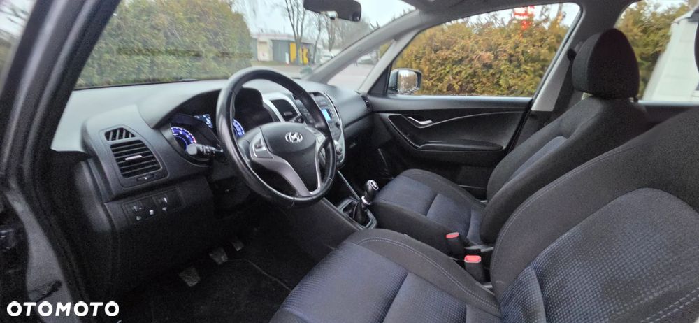 Hyundai ix20 1.4 blue Passion - 28