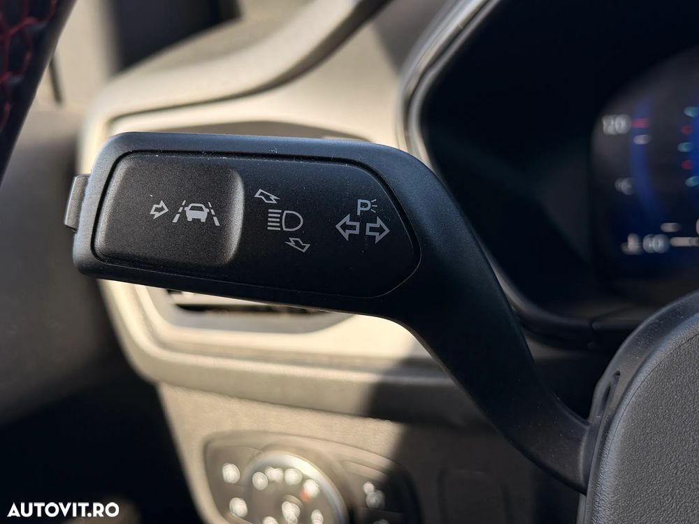 Ford Focus 1.0 EcoBoost Hybrid Aut. ST-LINE - 18