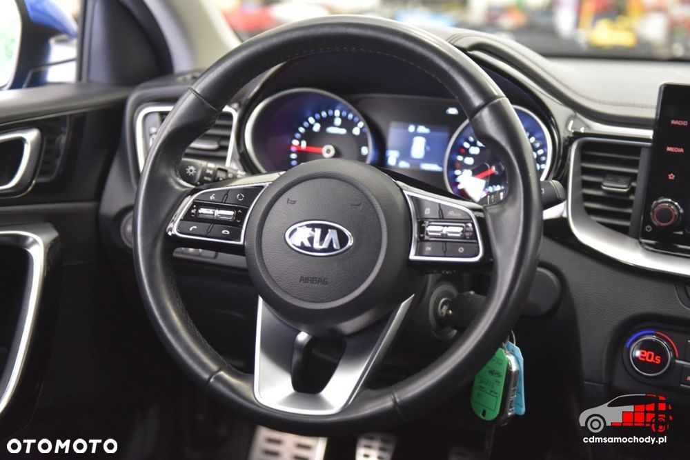 Kia Ceed - 23