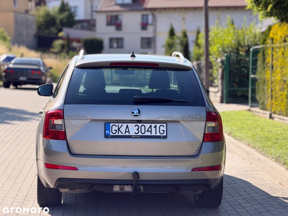 Skoda Octavia 1.8 TSI 4x4 Joy DSG - 10
