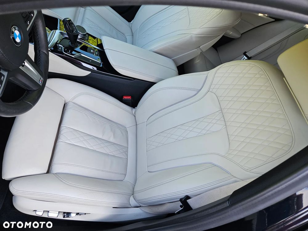 BMW Seria 5 530d M Sport sport - 12