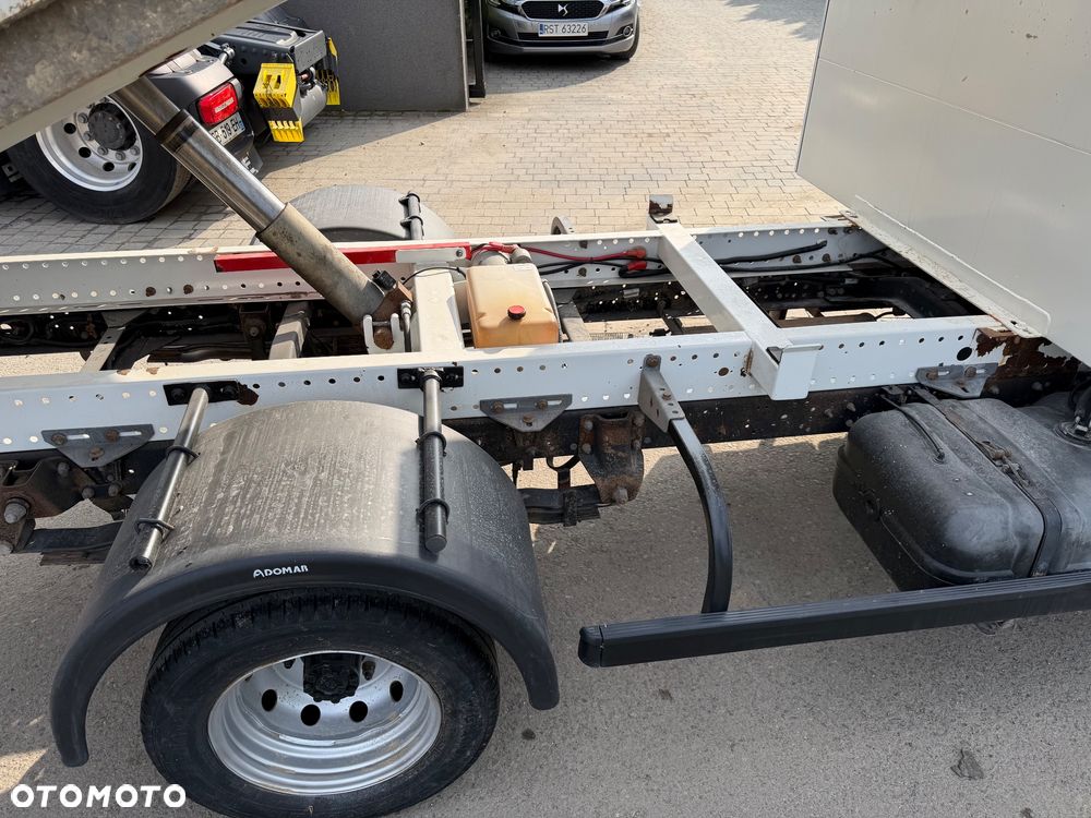 Nissan Cabstar Wywrotka // Silnik  2.5 L 130KM // - 9