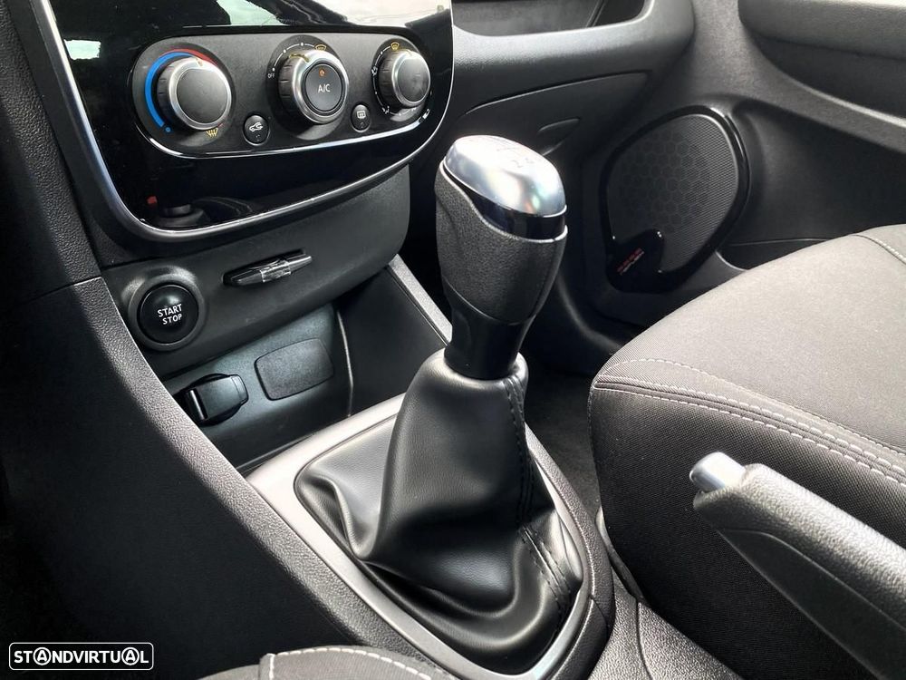 Renault Clio 1.5 dCi Limited - 22