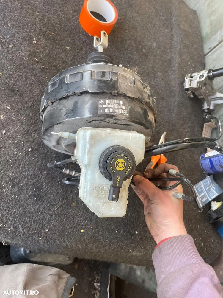 Pompa + tulumba servo servofrana BMW seria 3 E90 E91 cod 29 6785648-01 - 3