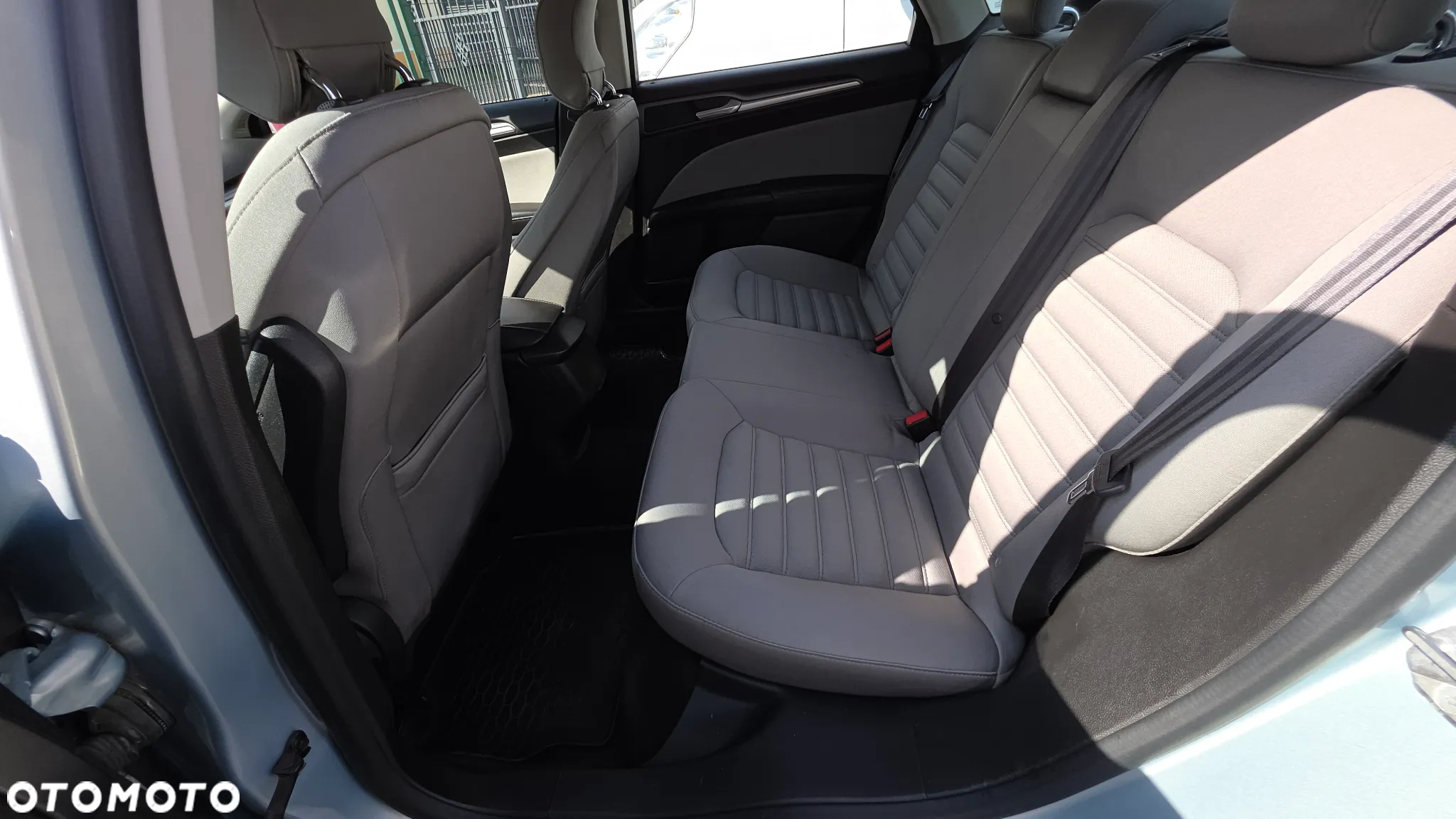 Ford Mondeo - 7