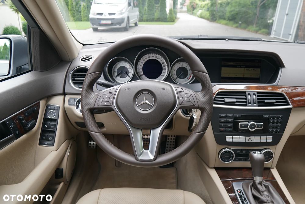Mercedes-Benz Klasa C - 4