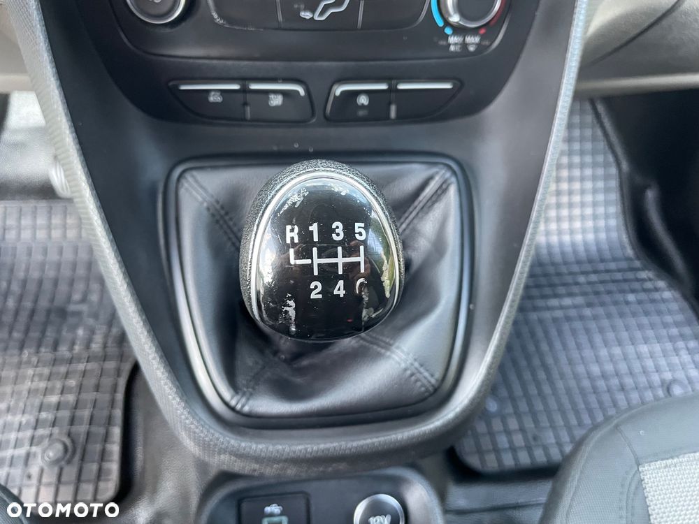 Ford Transit Connect Long Berlingo Expert Proace Custom Kangoo Doblo - 14
