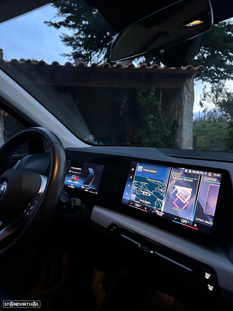 BMW 218 Active Tourer i Auto - 12