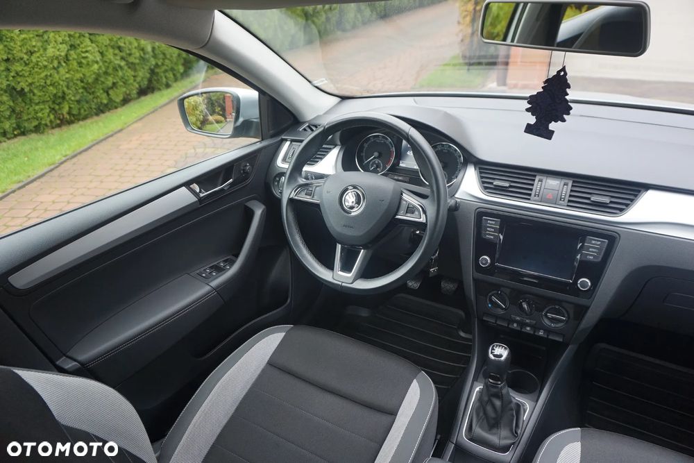 Skoda RAPID Spb 1.0 TSI Ambition - 10