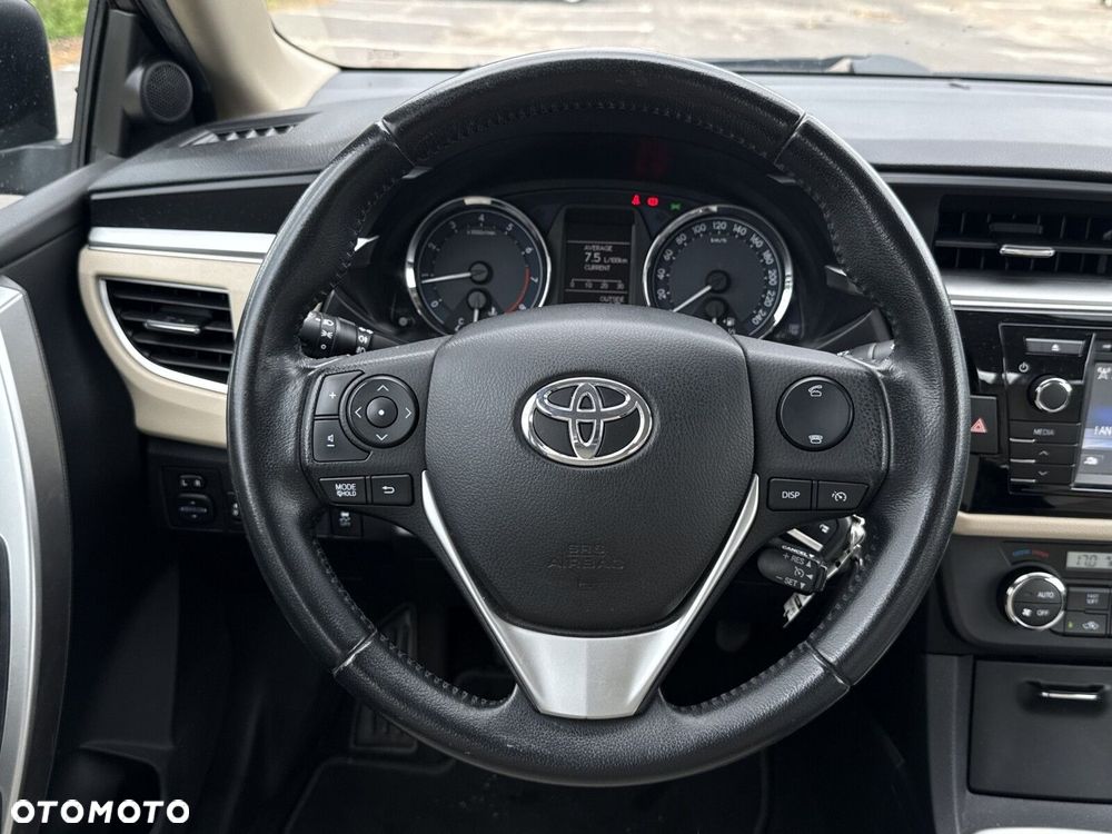 Toyota Corolla 1.6 Prestige - 15