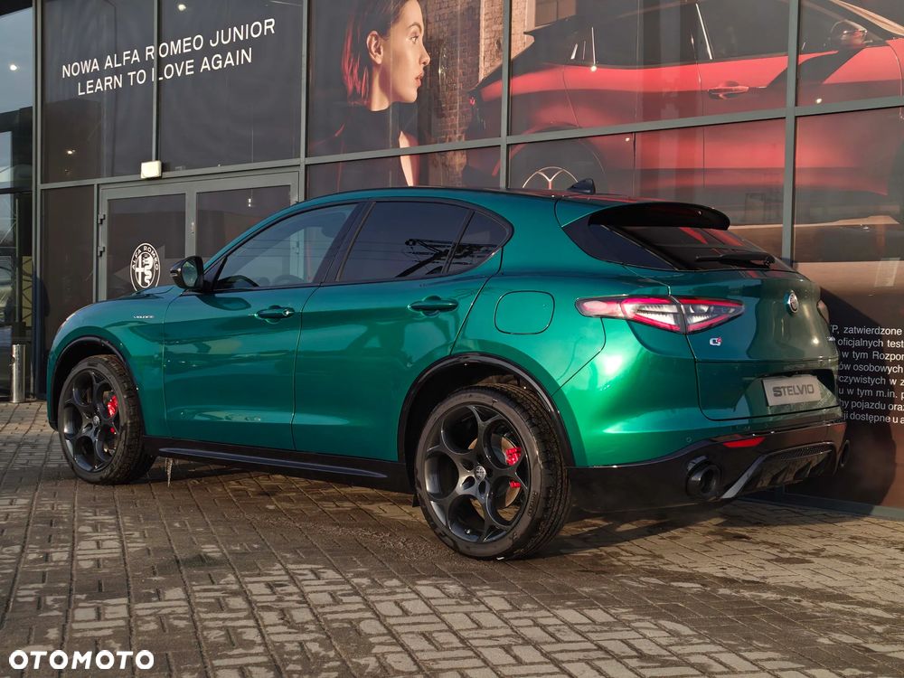 Alfa Romeo Stelvio 2.0 Turbo Veloce Q4 - 3