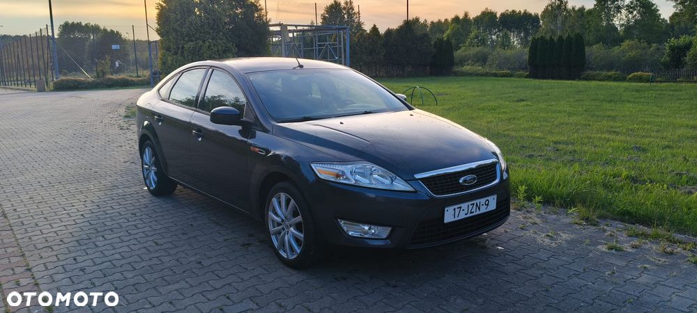 Ford Mondeo 2.0 Ambiente - 21