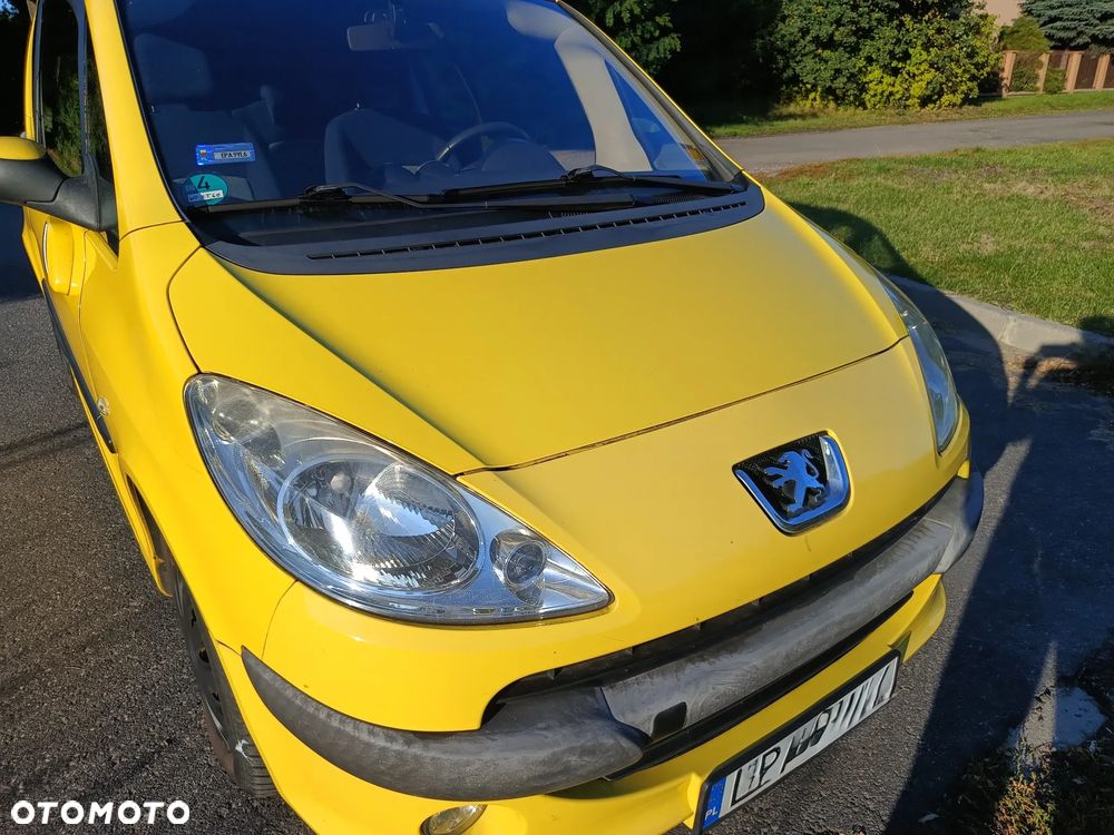 Peugeot 1007 1.4 Trendy - 18