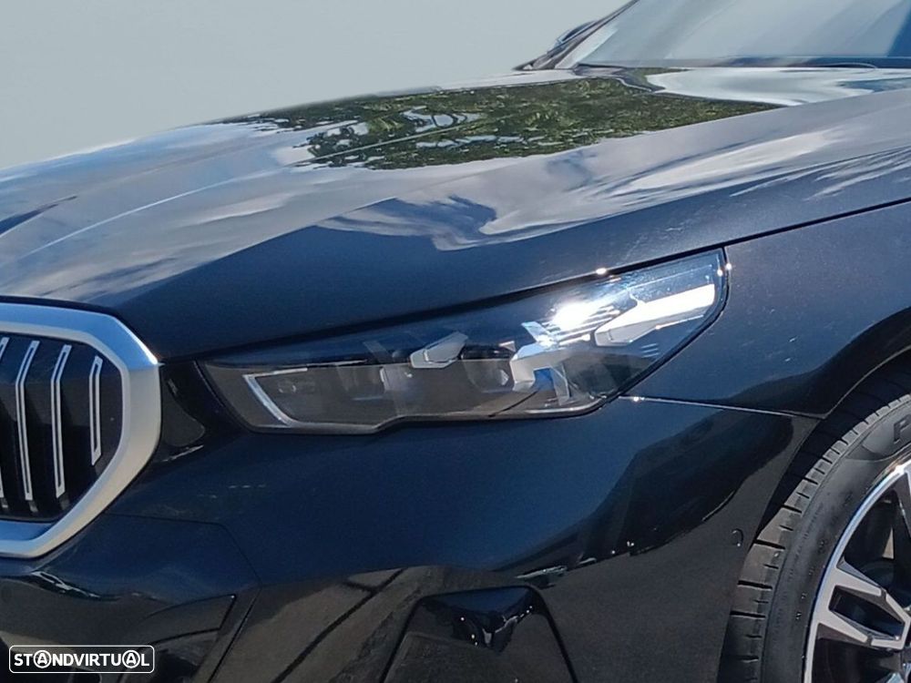 BMW 530 e Pack Desportivo M - 3