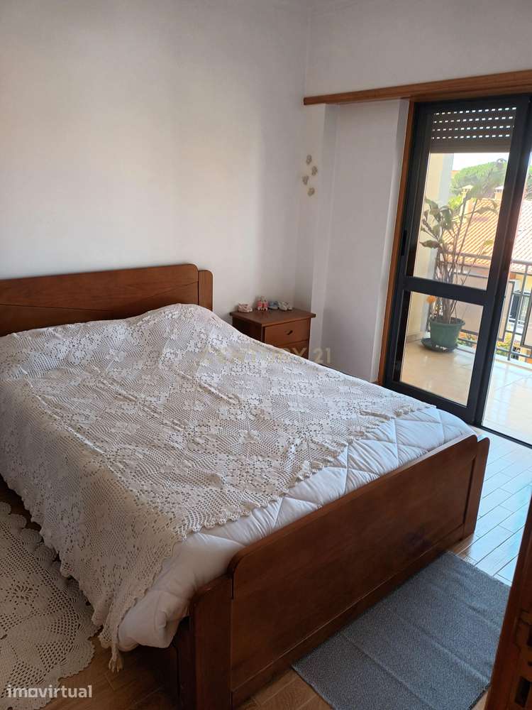 Apartamento T1 com Vista Panorâmica em Charneca de Caparica - Grande imagem: 5/20
