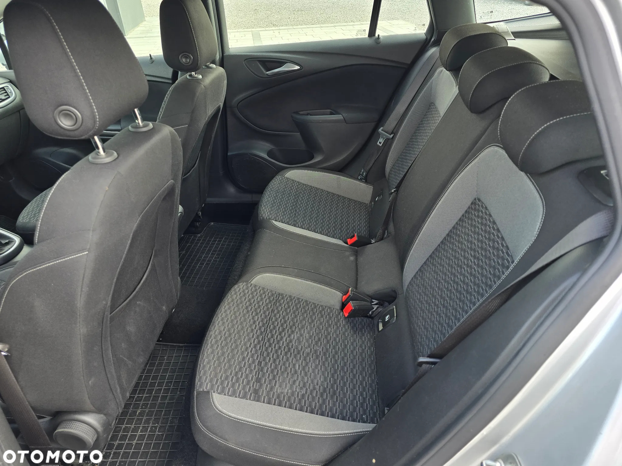 Opel Astra V 1.5 CDTI Edition S&S - 15