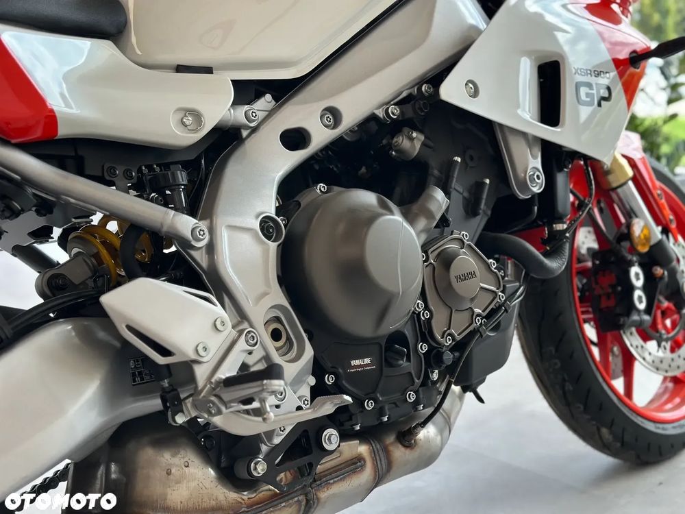 Yamaha XSR - 11