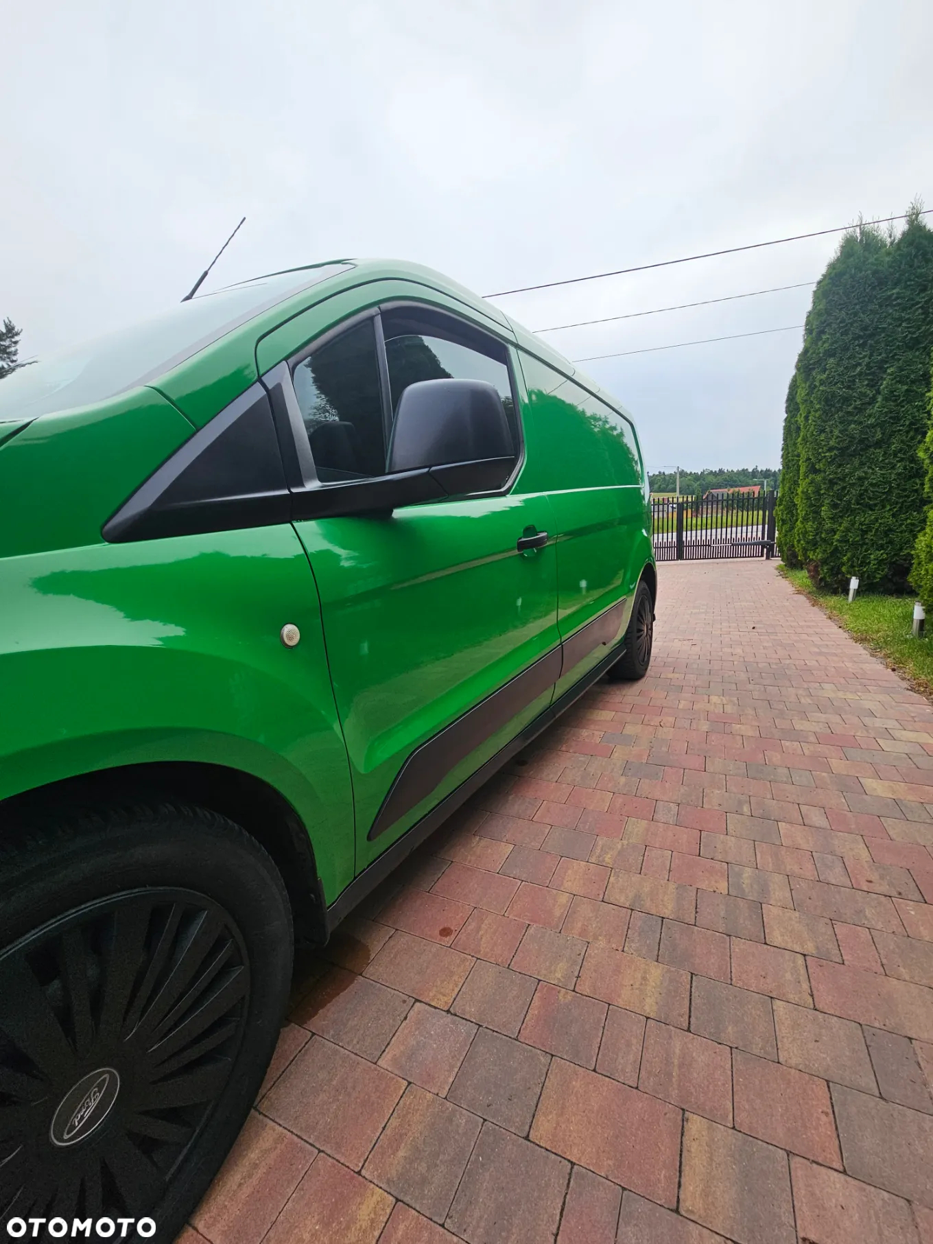 Ford Transit Connect - 12