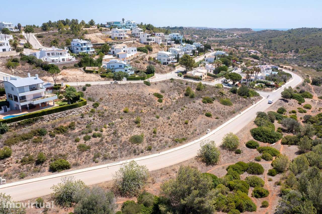 LOTES URBANOS  ENTRE BURGAU E SALEMA - Grande imagem: 5/7