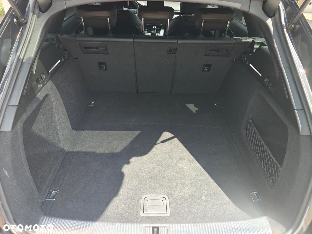Audi A4 Avant 2.0 TFSI ultra Sport - 12